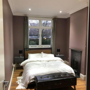 Peaceful 1 Bedroom Apartment near Clapham Common, London